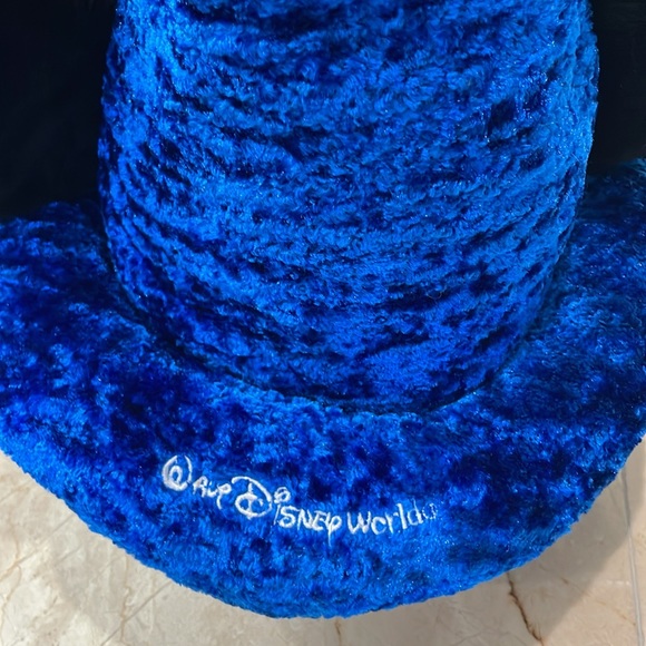 Walt Disney World velvet Mickey Wizard hat - Picture 3 of 5